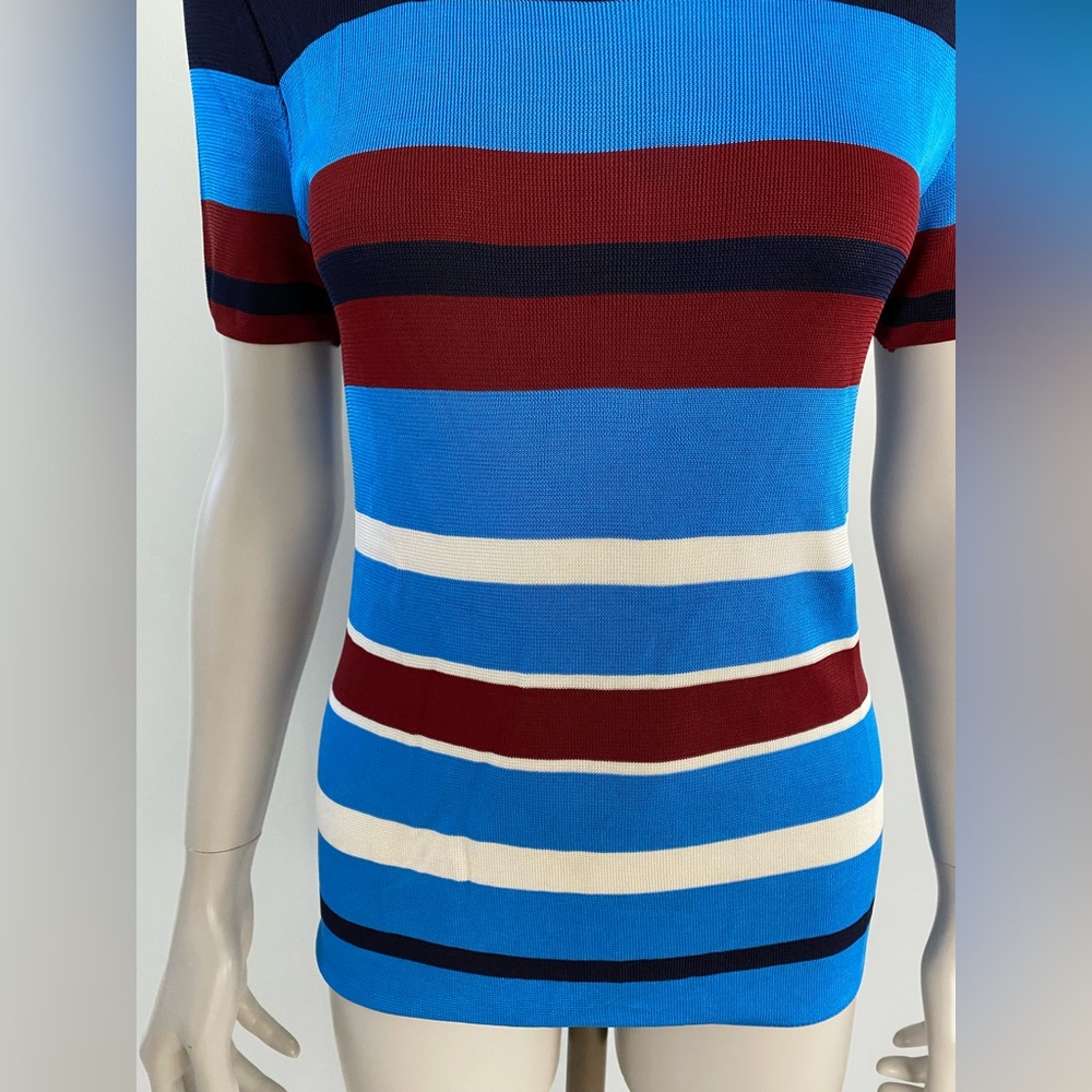 Sandro Stripe Print Short Sleeve Top ASO Maisie Williams and Evanna Lynch - Picture 10 of 16